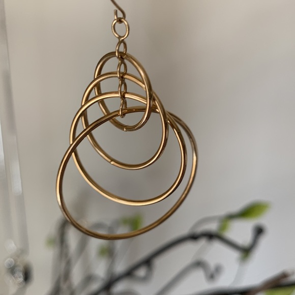 14K yellow gold earrings - Picture 6 of 8
